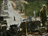 Sınırda İsrail konvoyu