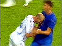 齐达内头撞马特拉齐