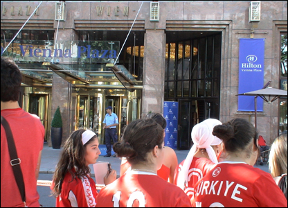 Ủng hộ viên đội Thổ Nhĩ Kỳ 