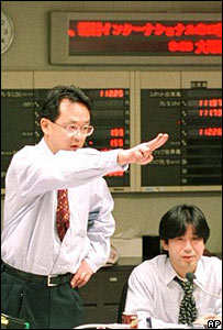 دو ژاپنی در محل کار