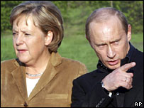 Angela Merkel ve Vladimir Putin