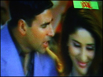 پخش فیلم هندی از یک تلویزیون خصوصی در کابل 