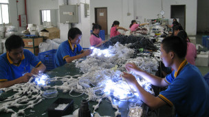 真明丽工厂工人