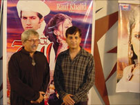 رؤف خالد اور طلعت حسین فلم کے پریمیئر شو میں