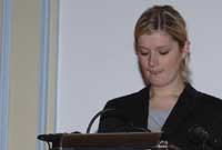 Ffion yn darllen y Magnifficat