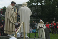 Y ddau Archdderwydd ar y Maen Llog