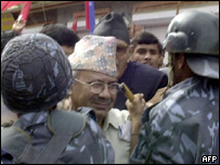 माधव नेपाल