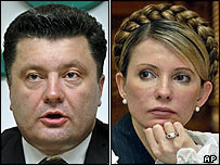 تيموشنکو نخست وزير مستعفی و پترو پروشنکو رئيس شورای دفاع و امنيت