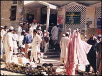 مدرسوں میں بچوں کو بیماریاں آسانی سے لگ جاتی ہیں