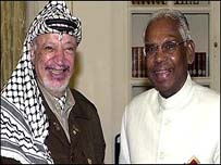 عرفات اور بھارت کے سابق صدر آر کے نرائن