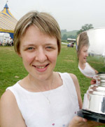 Gwenan Gibbard, Pwllheli  - cyntaf - Unawd Cerdd Dant dros 21ain