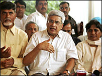 यूएनपीए के नायडू, सीपीएम के कारत और बसपा की मायावती