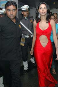 ملکہ شیراوت