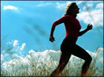 mulher fazendo cooper