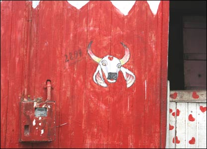 Một ngôi nhà của phe đỏ