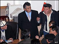 Tranh luận ở quốc hội Kyrgyzstan