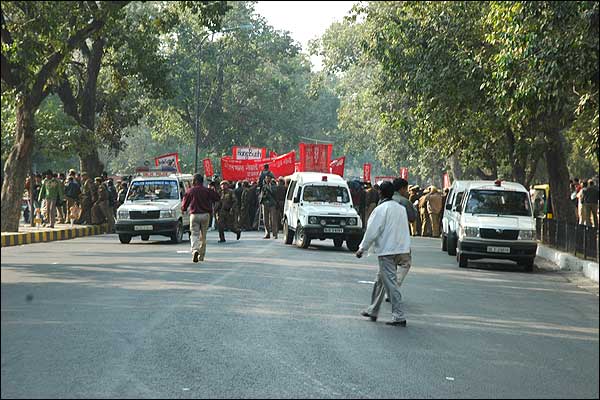 सद्दाम हुसैन को फाँसी का भारत में विरोध