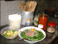 Phở là món ăn được ưa thích của người Việt và có thể ăn cả ngày  