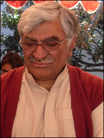 اسفند یار ولی