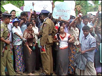 Protesters at Wariyapola