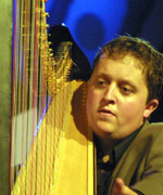 Deian Sion Rowlands o Gaerffili,  Enillydd y Rhuban Glas dros 19 ac Ysgoloriaeth Peggy a Maldwyn Hughes