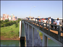 پلی بين برزيل و پاراگوئه