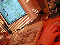 Máquinas são usadas para espalhar vírus