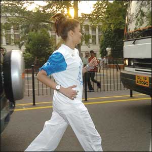 मशाल उठाने के बाद ऐश्वर्या राय