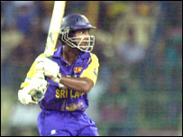 سنگاکارا پاکستان کے خلاف ڈبل سنچری بھی بنا چکے ہیں