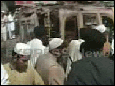 جانب من موقع التفجير