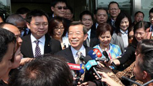 谢长廷抵达厦门