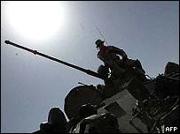 Soldado húngaro no Iraque