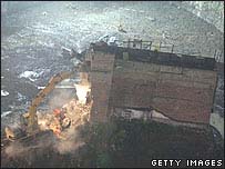 A casa de Wu Ping, destruída