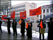 Özbekistan'da şubat ayında yapılan bir gösteri
