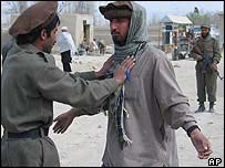 پولیس بکتیہ میں تلاشی لے رہی ہے