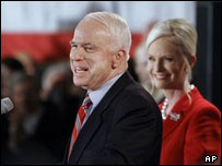 سناتور مک کین و همسرش