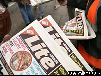 Jornais distribuídos de graça