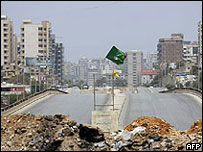 Bloqueio em avenida de Beirute