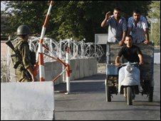 контрольний пункт росіян у Грузії біля Ґорі