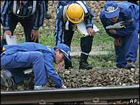 بررسی خط آهن