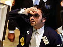 Các nhà phân tích nói thị trường thế giới sẽ còn tiếp tục mong manh bất ổn trong thời gian tới