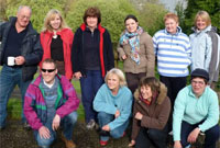 Y Dysgwyr ar eu taith yng Nglanllyn