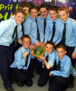 Ysgol  Gyfun Glantaf, Caerdydd - cyntaf -  Parti Bechgyn