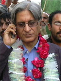 اعتزاز احسن