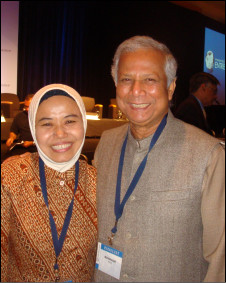 Puni bersama peraih Nobel Perdamaian, Muhammad Yunus