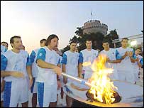 Olimpiyat meşalesi Selanik'te