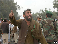 تظاهرات اعتراض آميز در ننگرها