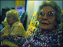 سالخوردگان خارجی در خانه سالمندان