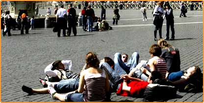 ’اب وہ اٹلی میں گا تا ھوگا ’میرا  نام عبدالرحمان ۔۔۔‘