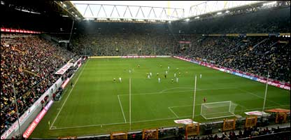 Sân Signal Iduna Park, Dortmund